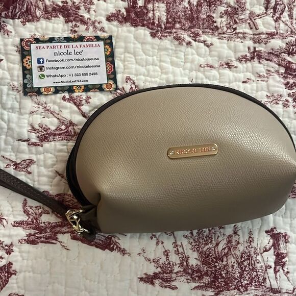 Nicole lee Tan and Black Satchel - Picture 5 of 7